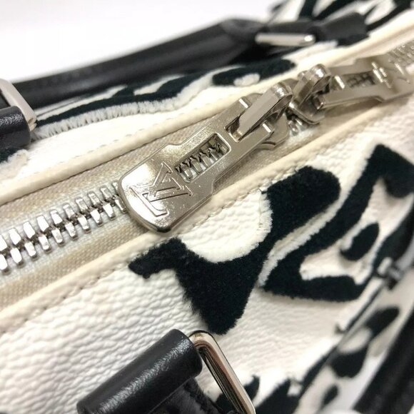 LOUIS VUITTON Tufted - Monogram Canvas VxUF Speedy-Bandouliere25 Hand Bad - Picture 10 of 16